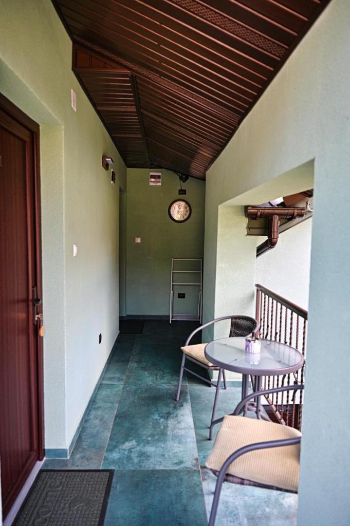 Casa Cizi Hotel Calimanesti Exterior photo